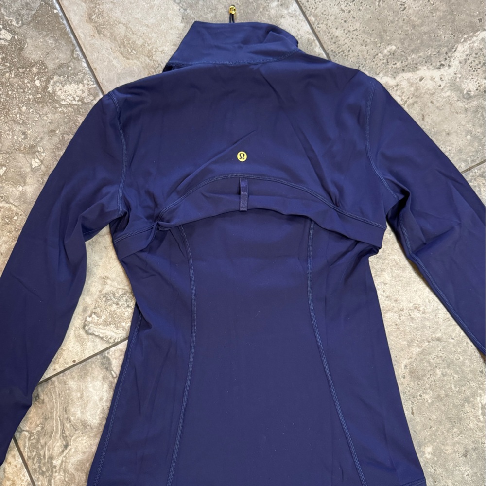 Lulu define jacket - Picture 5 of 6